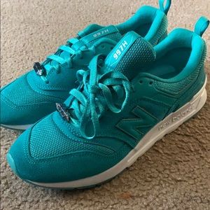 Women’s New Balance shoes